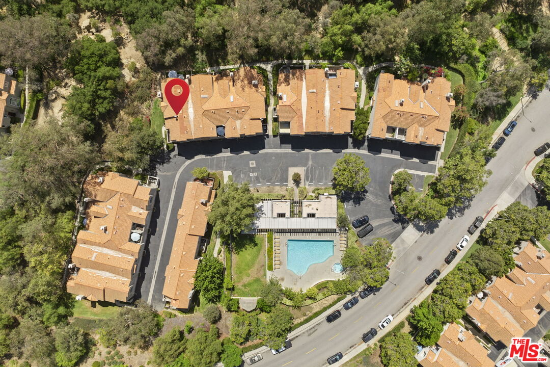 22210 Wildwood Pl