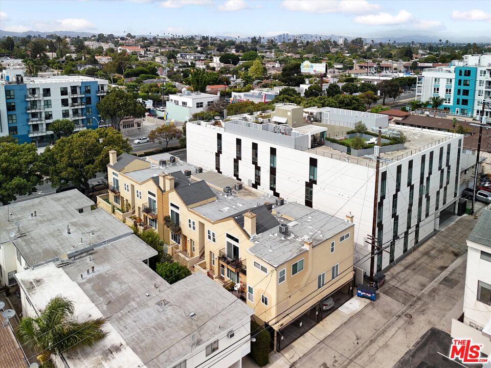 12530 Venice Blvd Unit: 8