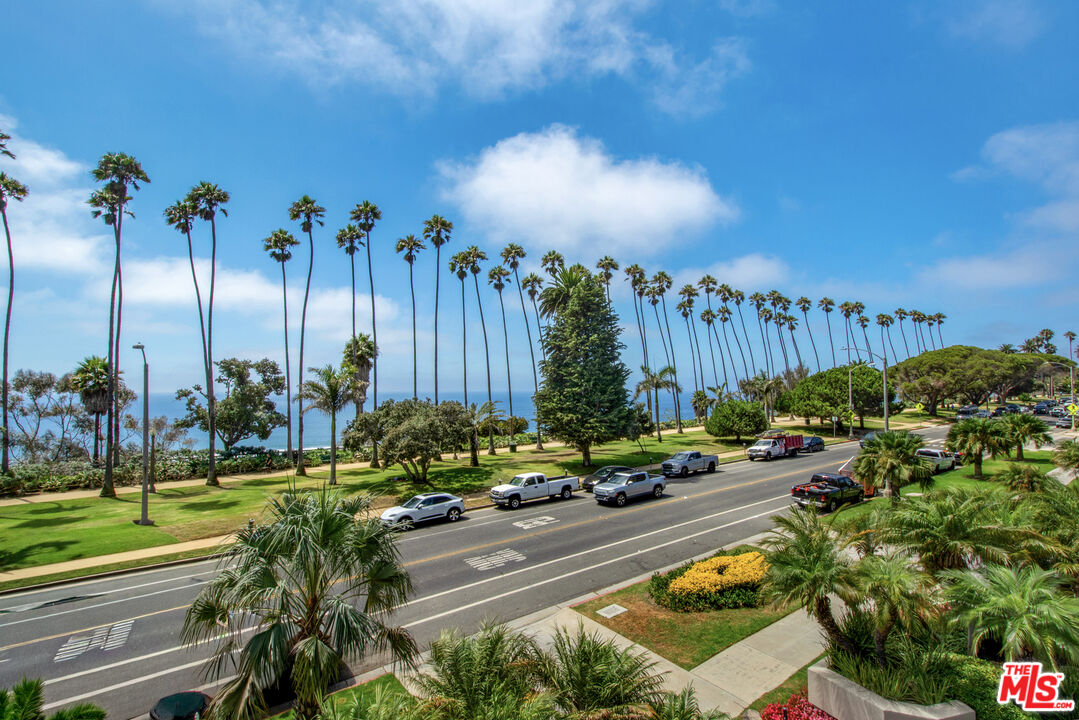 515 Ocean Ave Unit: 402S