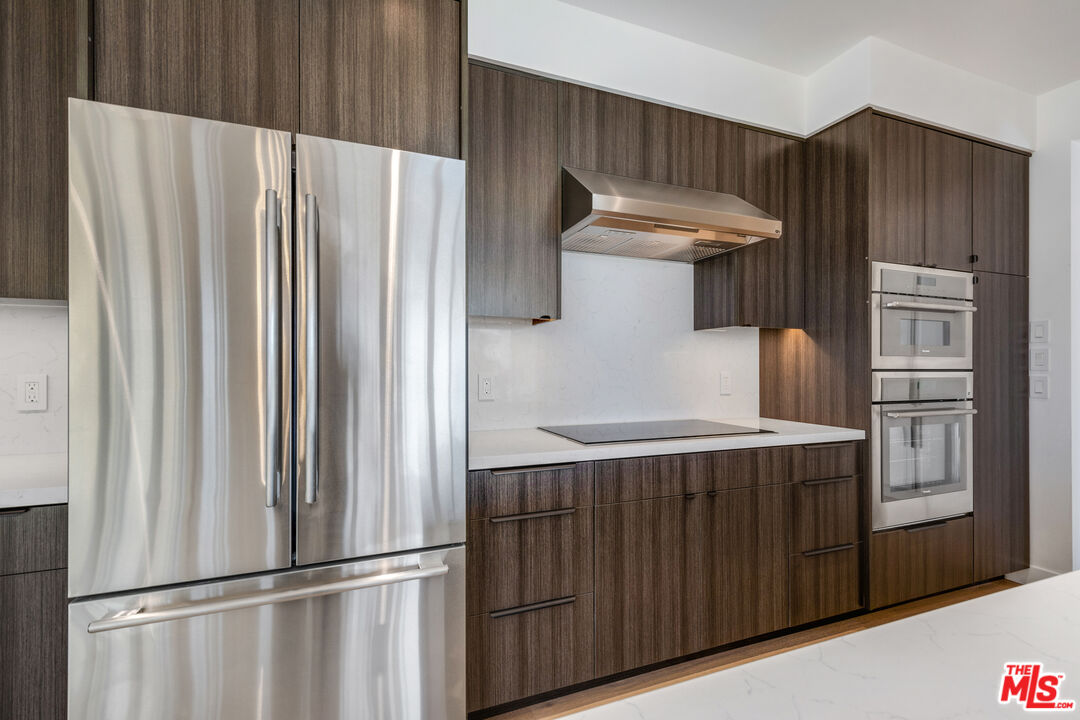 515 Ocean Ave Unit: 402S