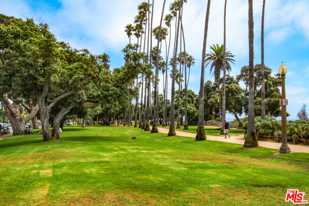 515 Ocean Ave Unit: 402S