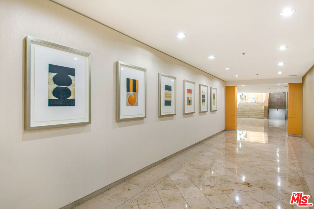 515 Ocean Ave Unit: 402S