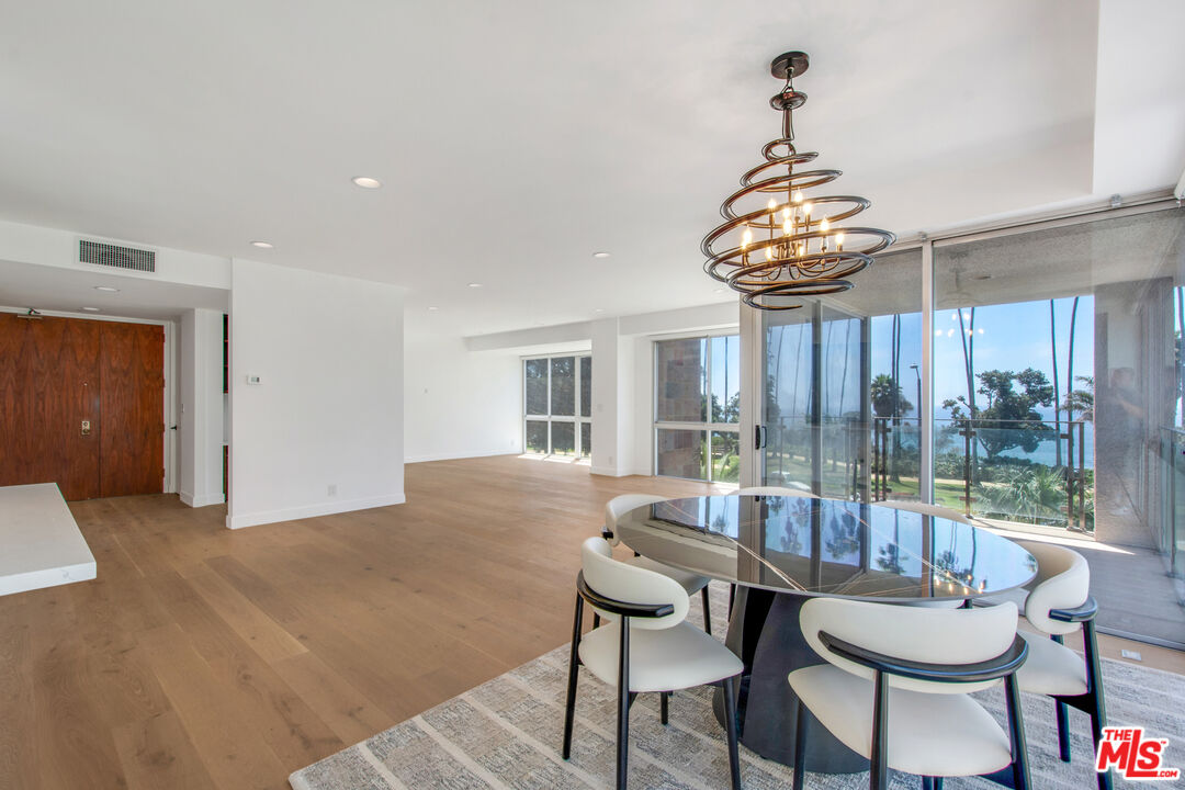 515 Ocean Ave Unit: 402S