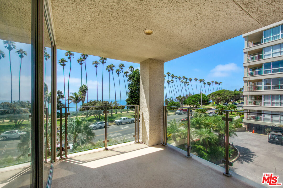 515 Ocean Ave Unit: 402S