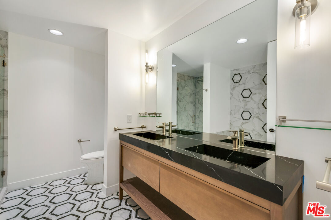 515 Ocean Ave Unit: 402S