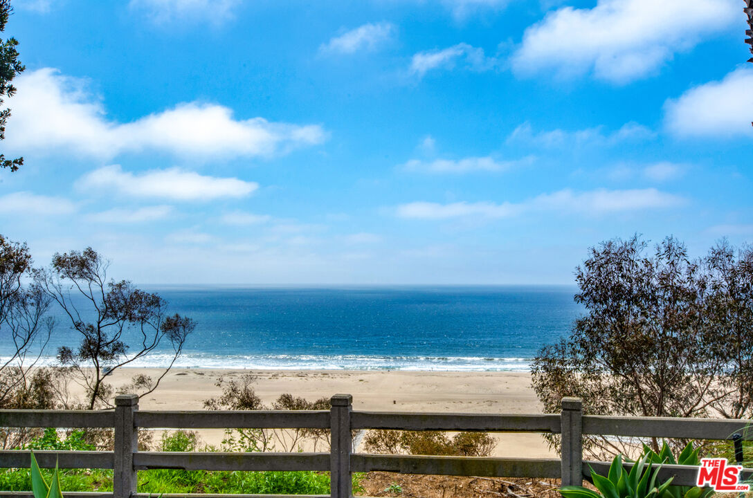 515 Ocean Ave Unit: 402S