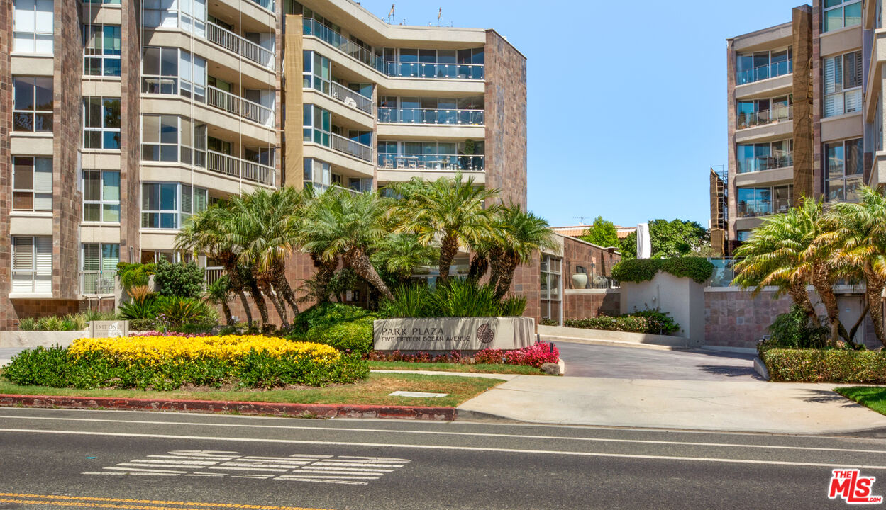 515 Ocean Ave Unit: 402S