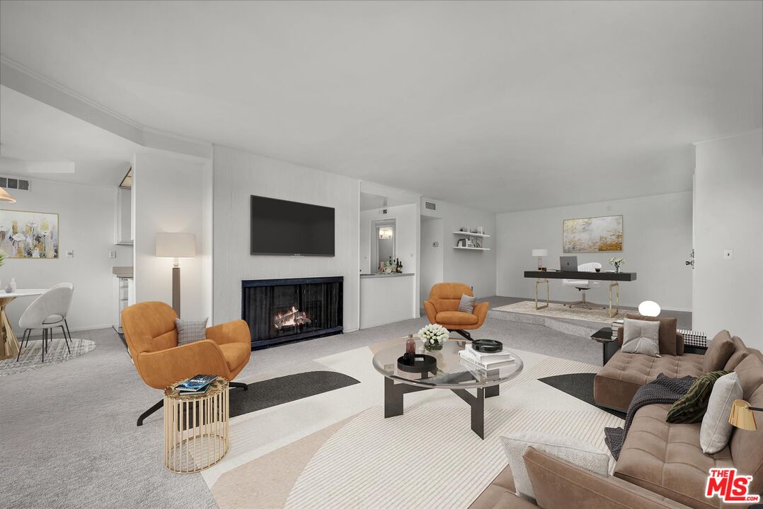 1230 Horn Ave Unit: 401