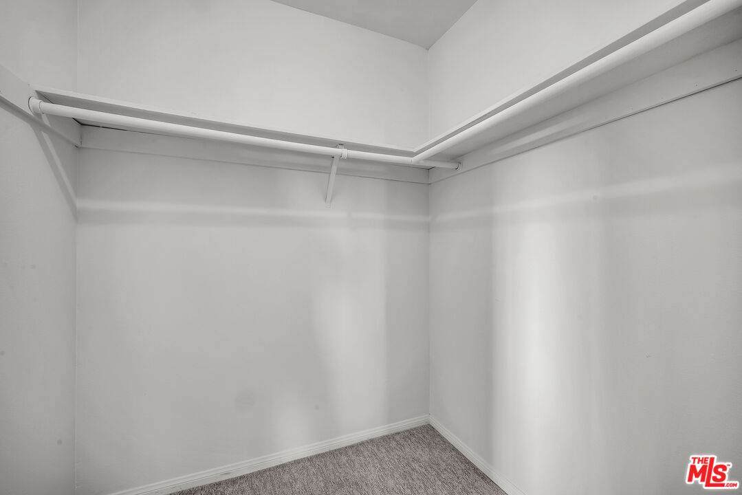 1230 Horn Ave Unit: 401