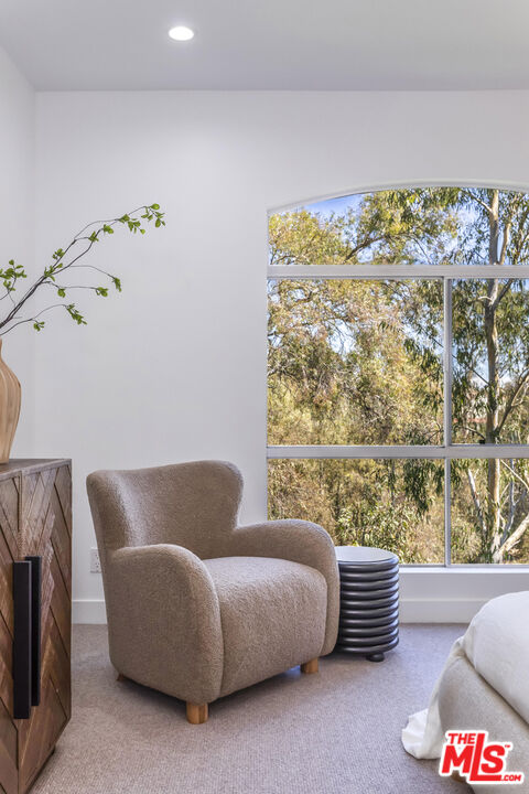 410 S Barrington Ave Unit: PH306