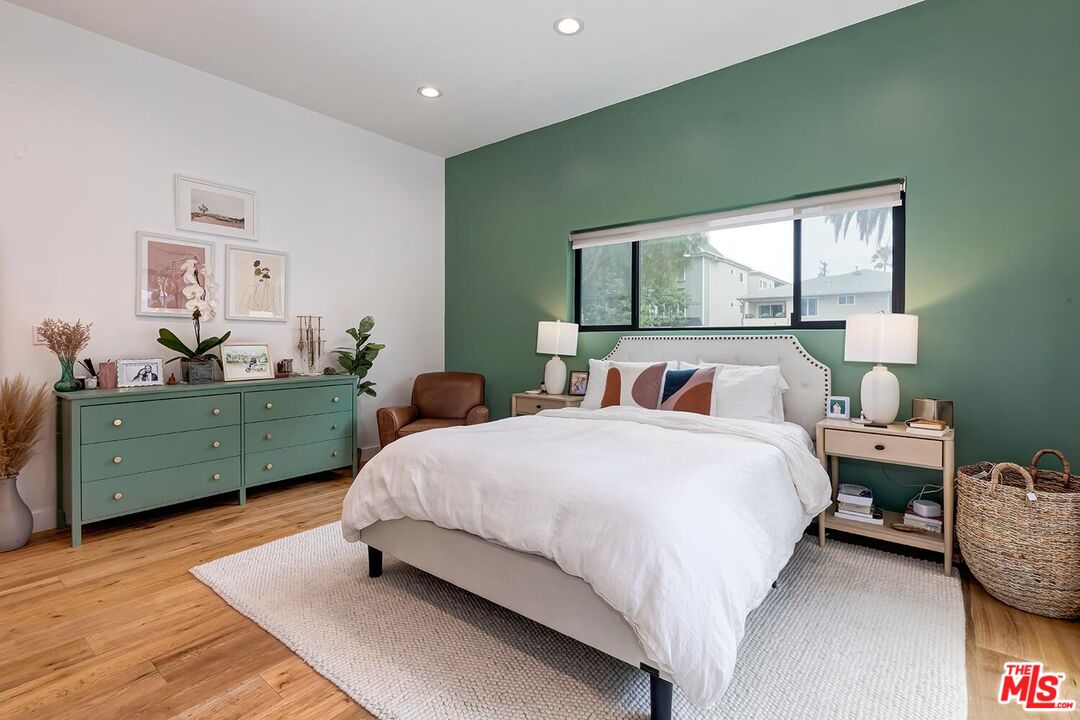 1131 12th St Unit: 101