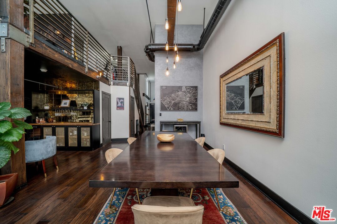 4115 Glencoe Ave Unit: 302