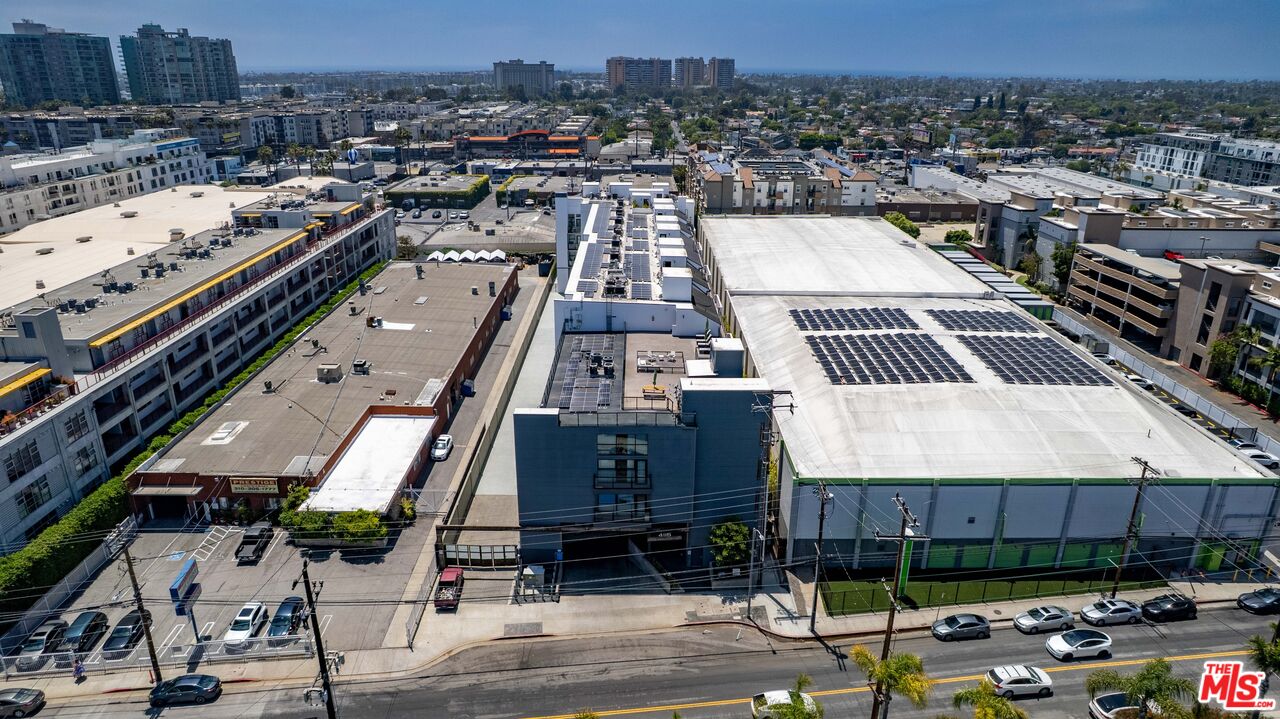 4115 Glencoe Ave Unit: 302