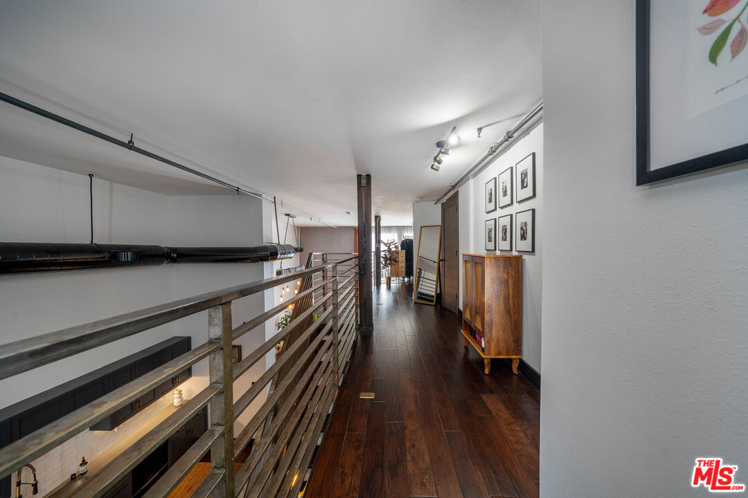 4115 Glencoe Ave Unit: 302