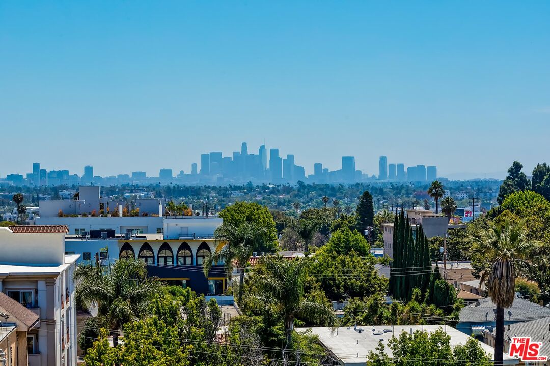 1115 S Elm Dr Unit: PH12