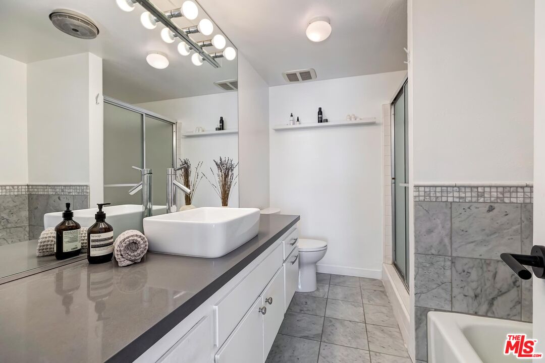 1115 S Elm Dr Unit: PH12