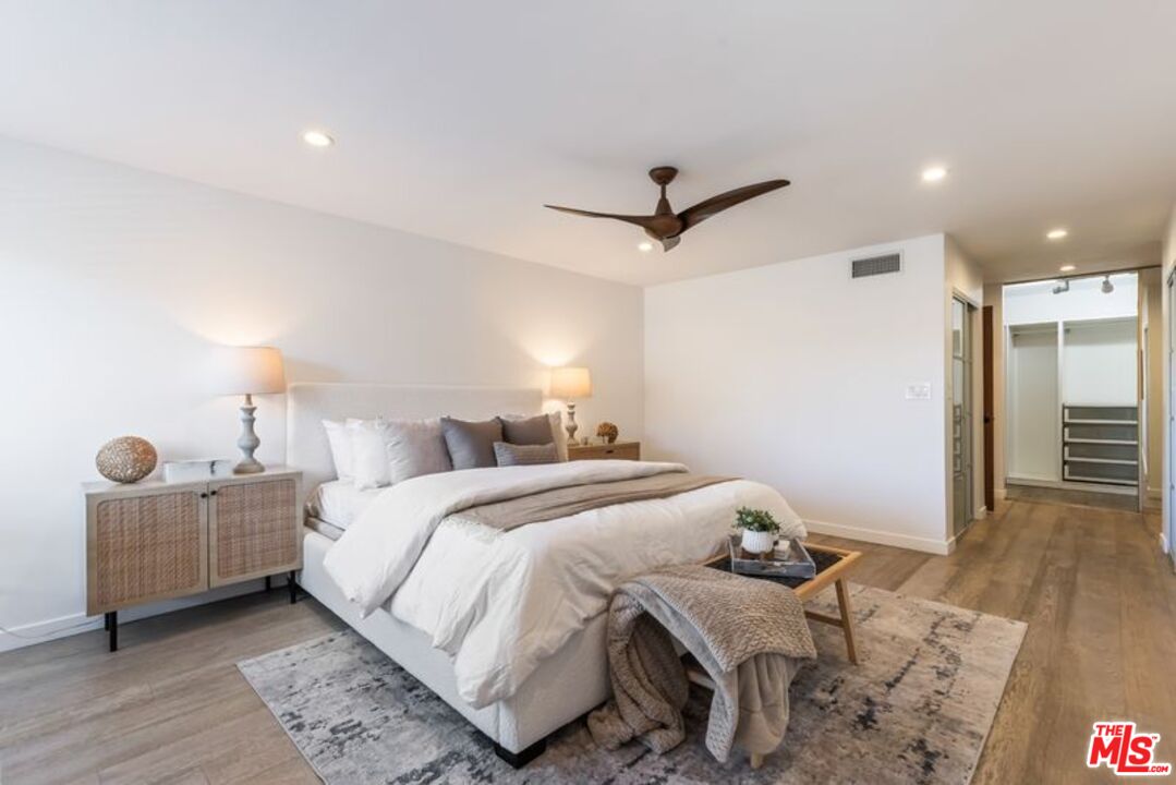 4300 Via Dolce Unit: 102