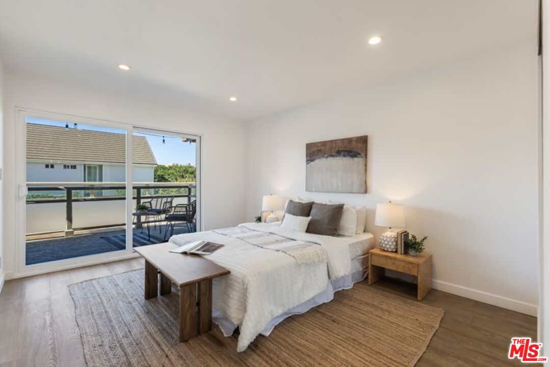 4300 Via Dolce Unit: 102