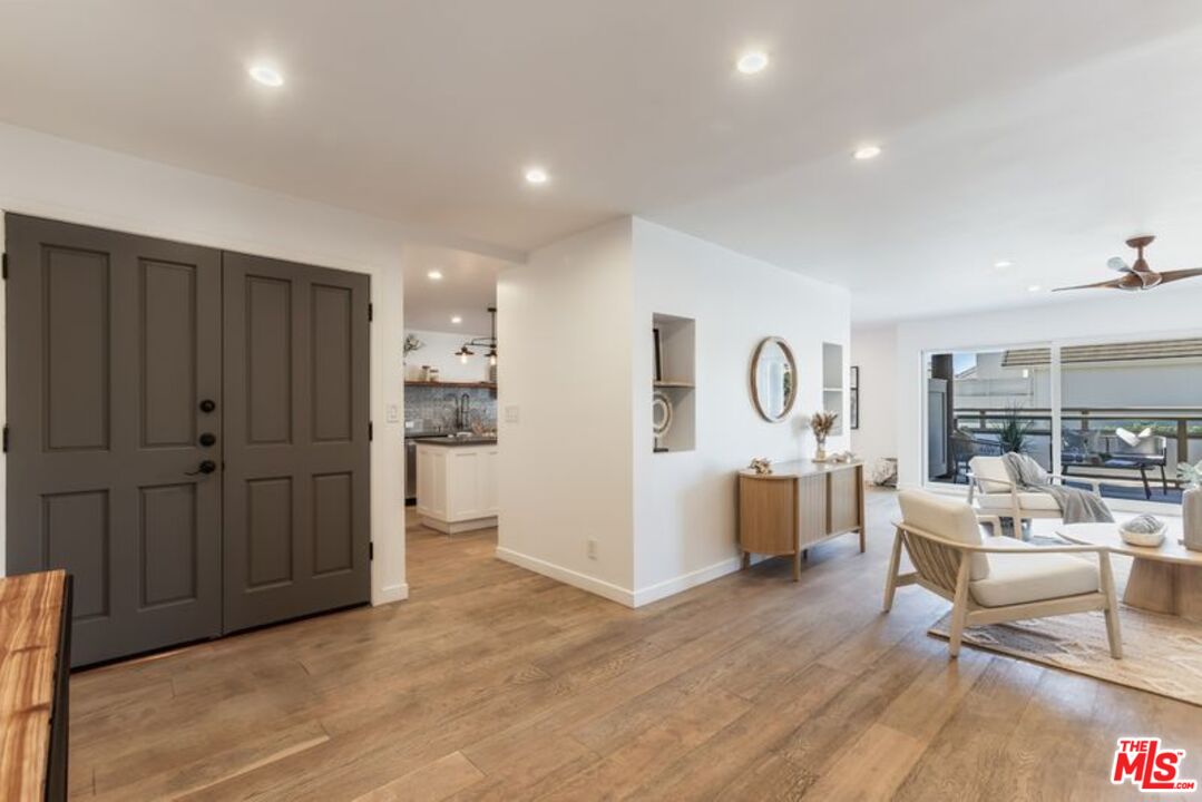 4300 Via Dolce Unit: 102