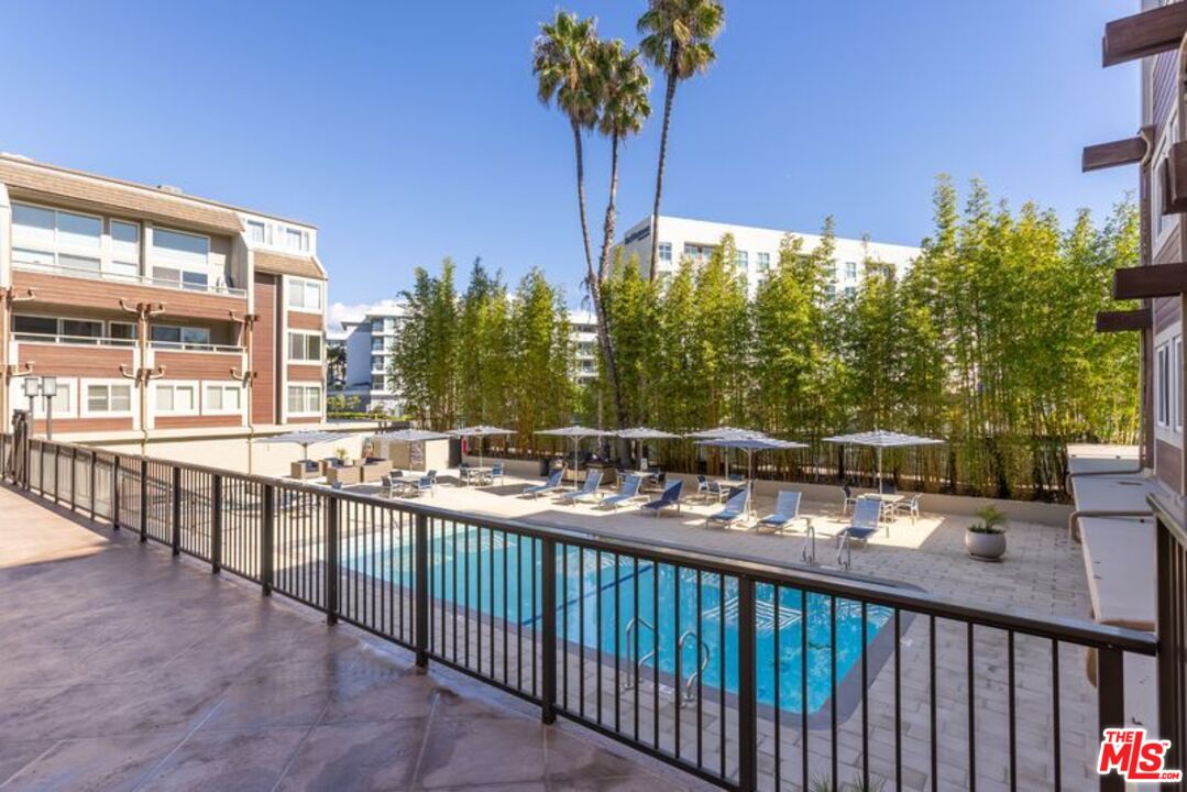 4300 Via Dolce Unit: 102