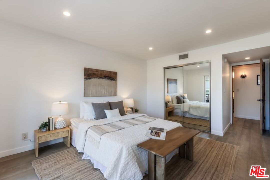 4300 Via Dolce Unit: 102