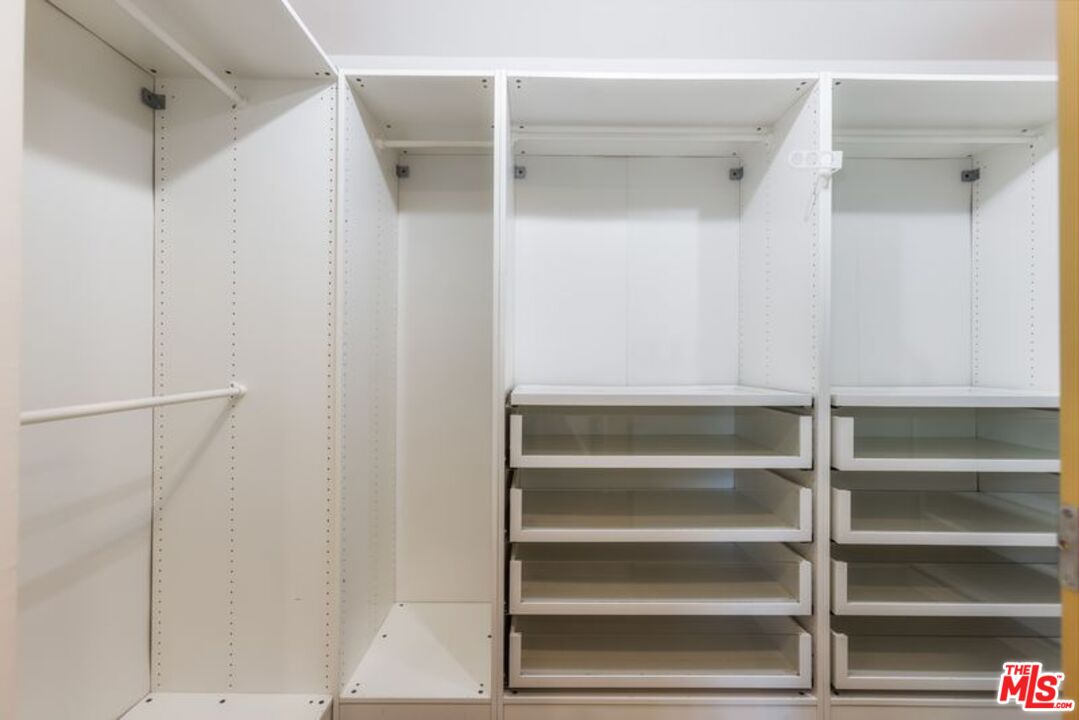 4300 Via Dolce Unit: 102