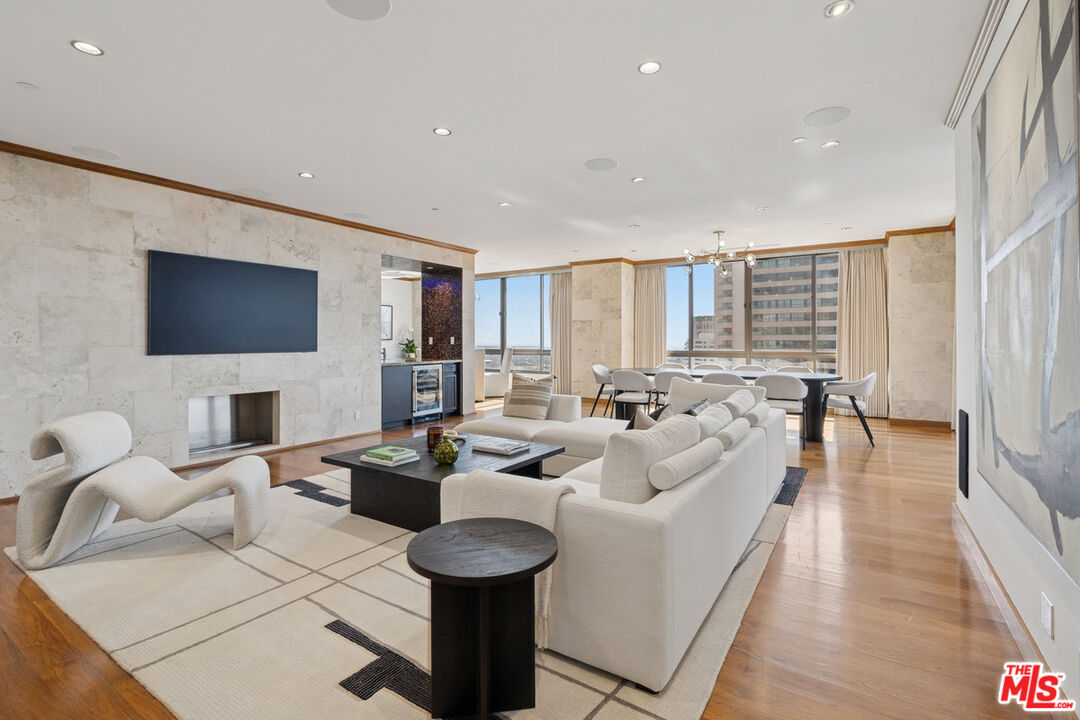 10430 Wilshire Blvd Unit: 1901