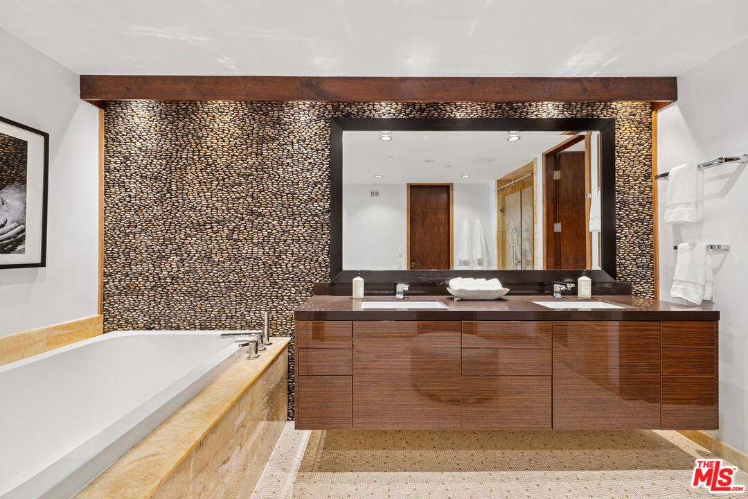 10430 Wilshire Blvd Unit: 1901