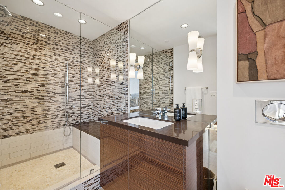 10430 Wilshire Blvd Unit: 1901