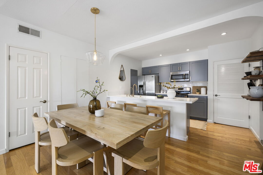 1441 Federal Ave Unit: 301