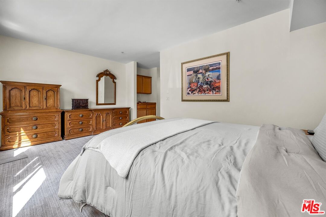 1222 S Westgate Ave Unit: 103
