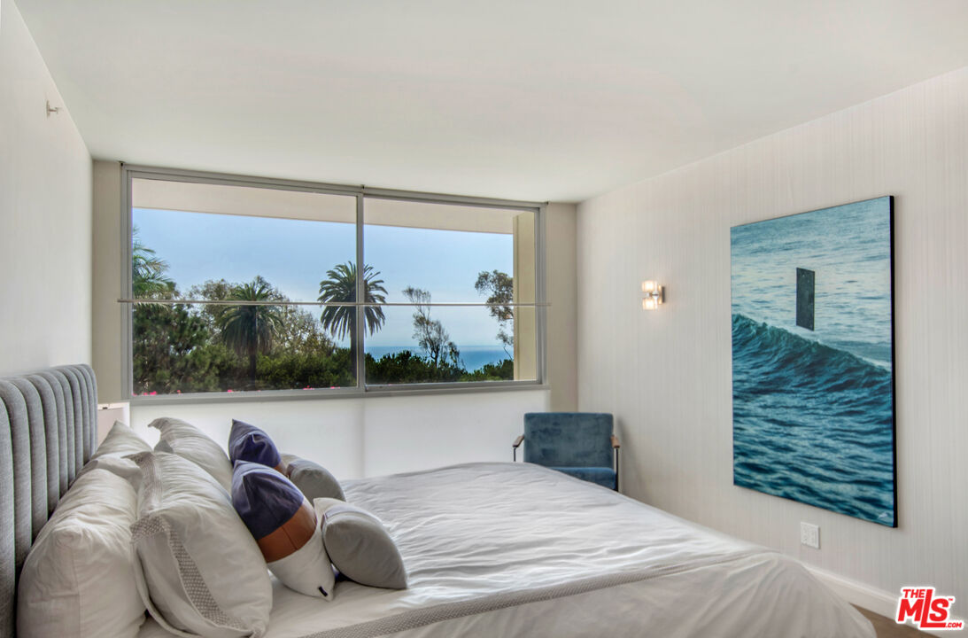 201 Ocean Ave Unit: 301P