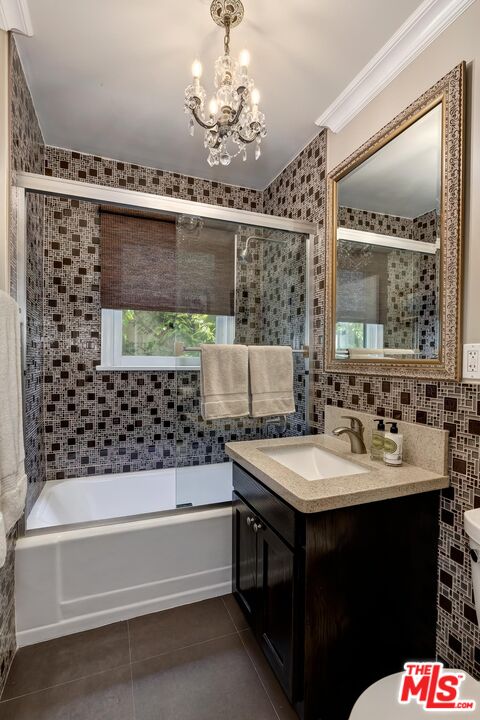 850 Thayer Ave