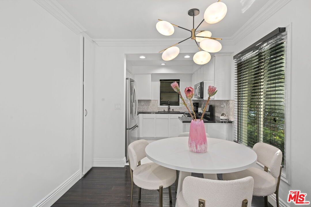 11646 Chenault St Unit: 2