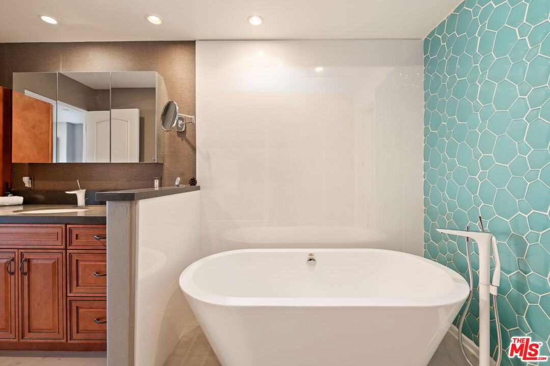 12026 Rhode Island Ave Unit: 1