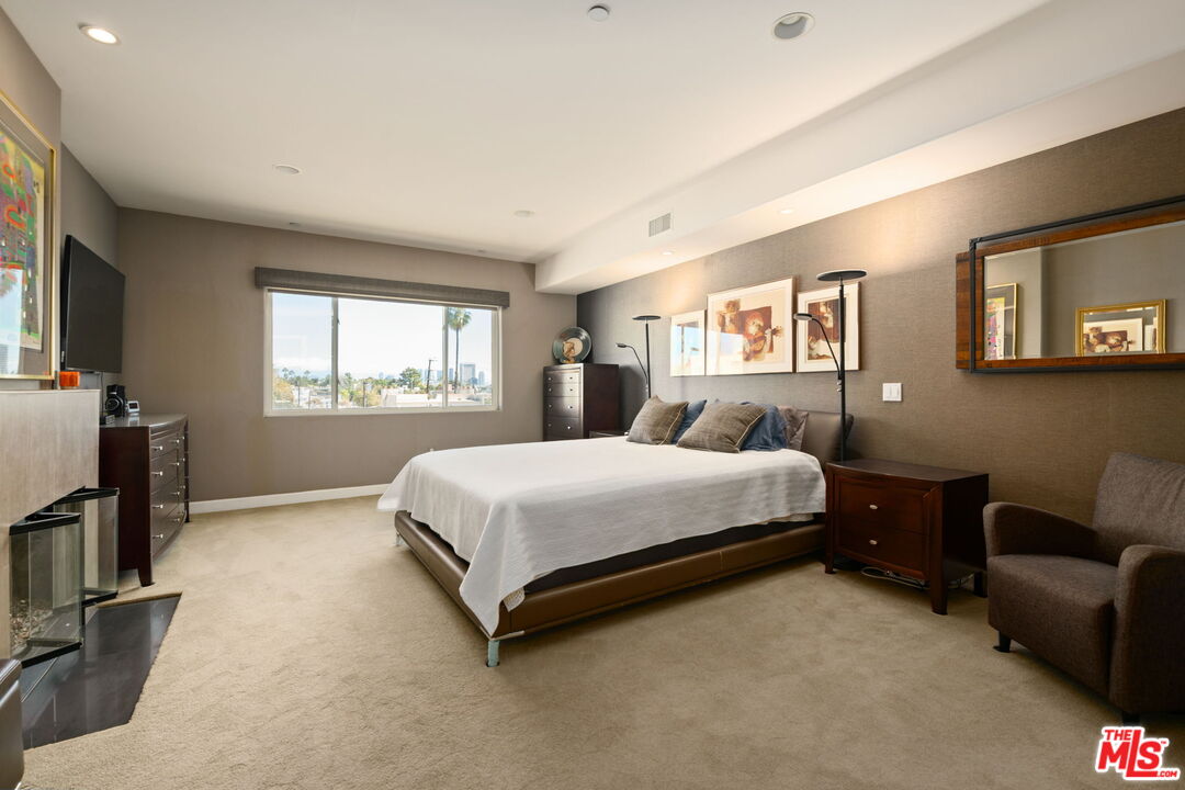 12026 Rhode Island Ave Unit: 1