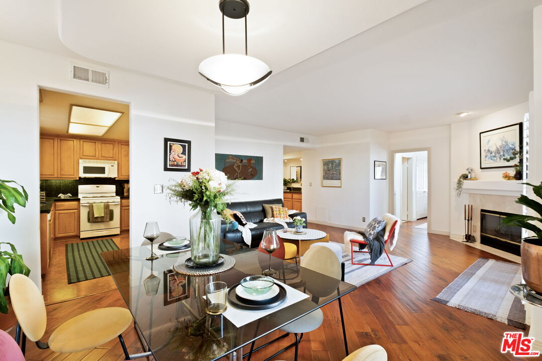 1811 Manning Ave Unit: 101