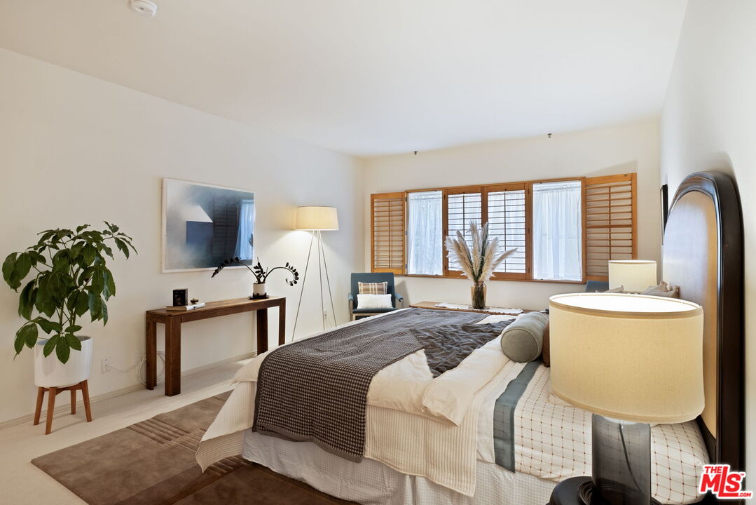 1811 Manning Ave Unit: 101