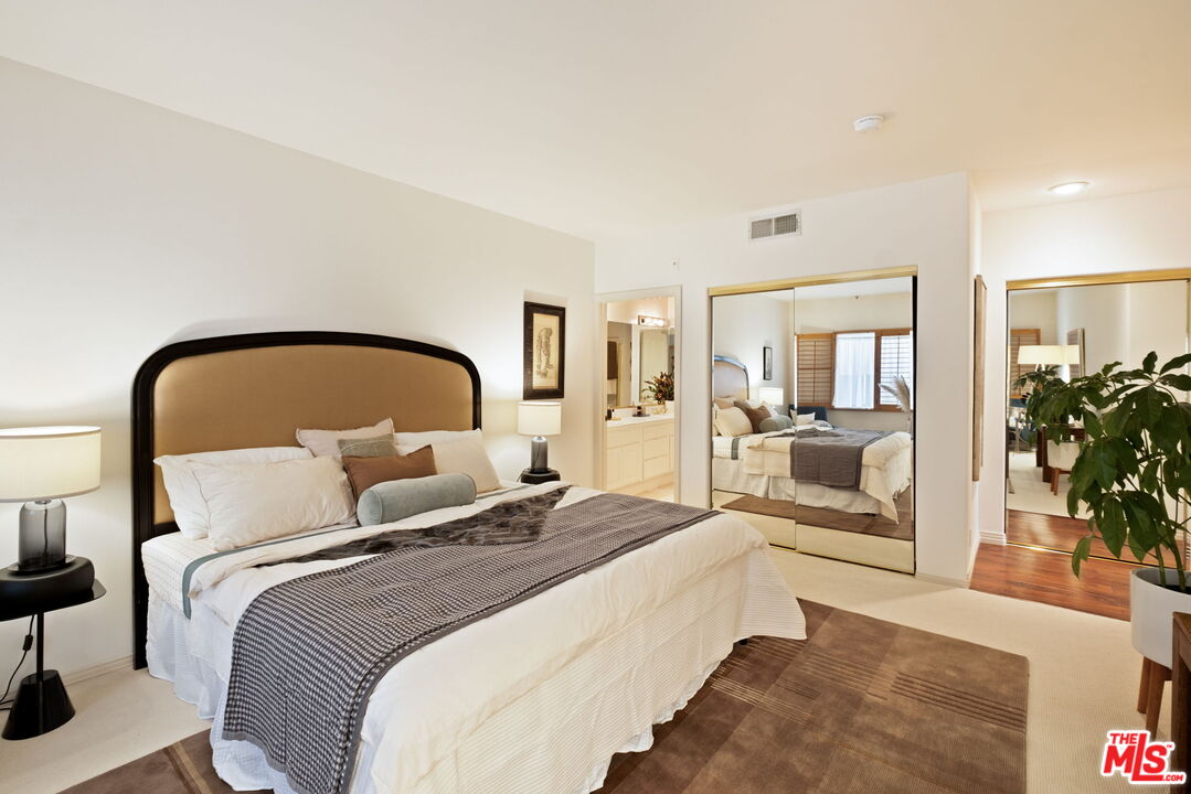 1811 Manning Ave Unit: 101