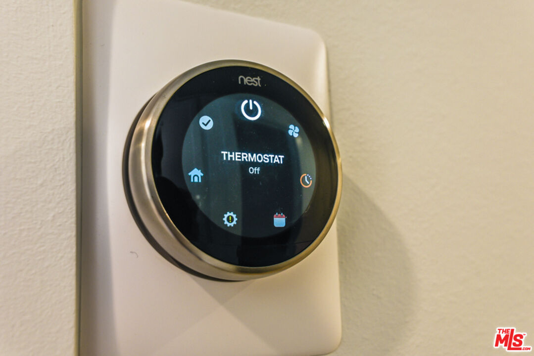 610 N orlando Unit: 203