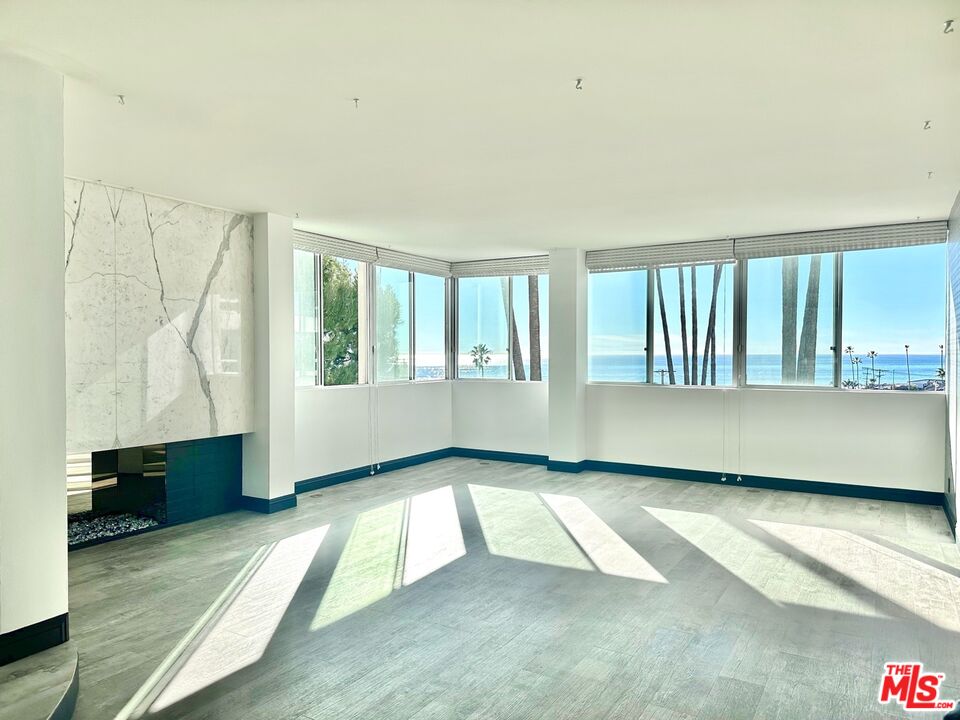 17366 W Sunset Blvd Unit: 105