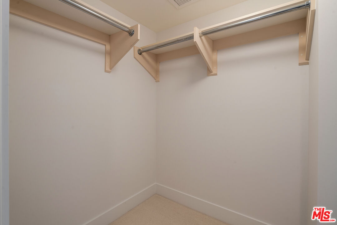 13650 Marina Pointe Dr Unit: 403