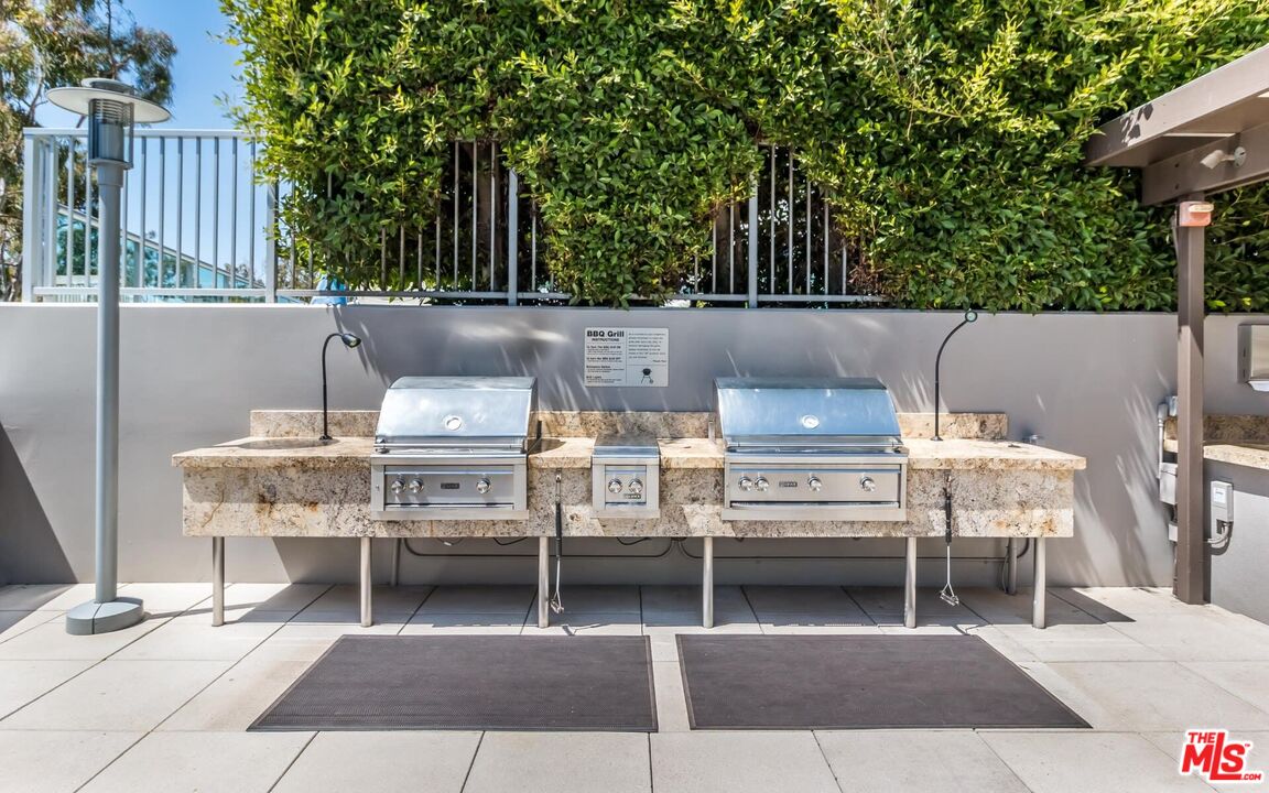 13650 Marina Pointe Dr Unit: 403