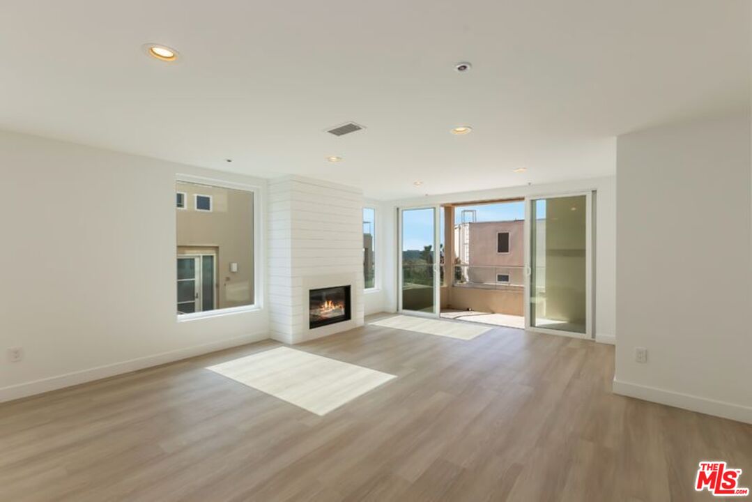 7301 Vista Del Mar Unit: 28