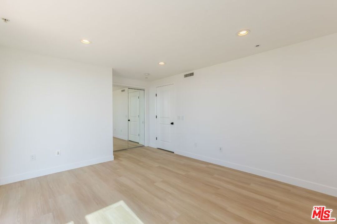 7301 Vista Del Mar Unit: 28