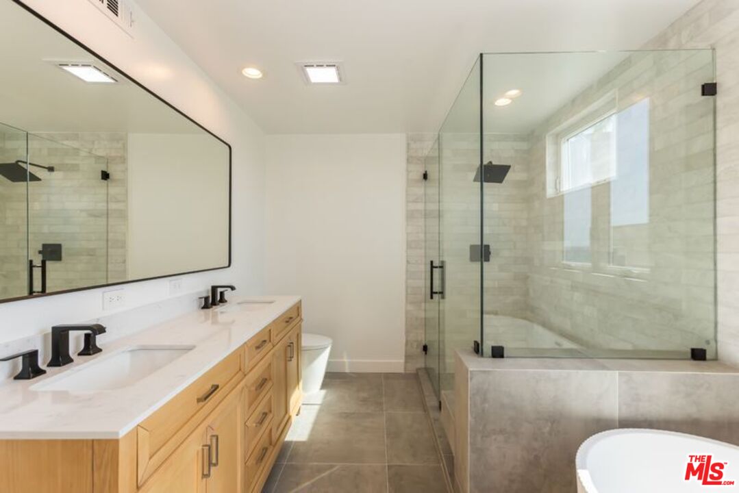 7301 Vista Del Mar Unit: 28