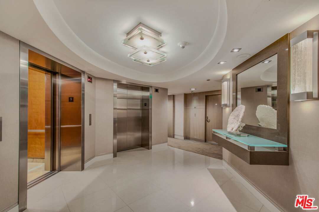 201 Ocean Ave Unit: 1505B