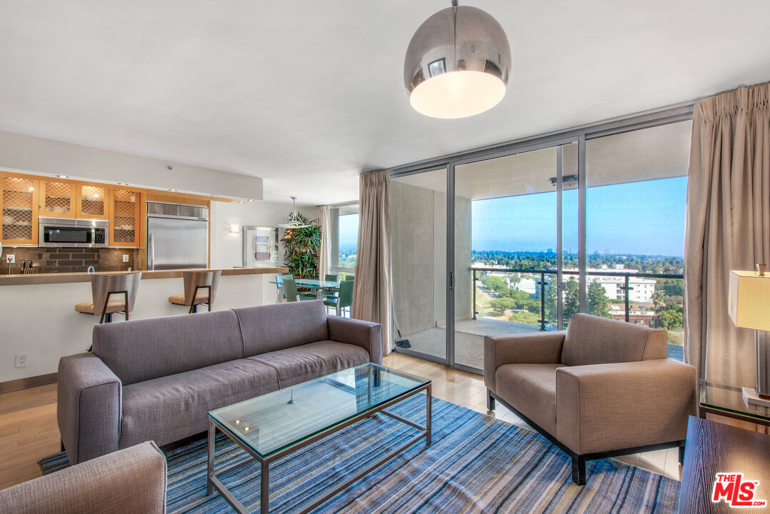 201 Ocean Ave Unit: 1505B