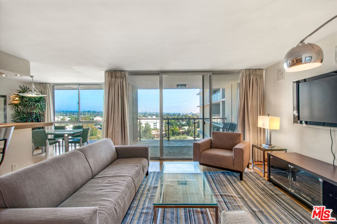 201 Ocean Ave Unit: 1505B