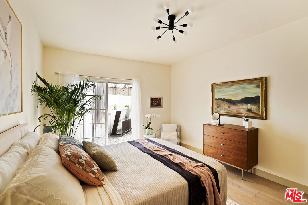 1717 Malcolm Ave Unit: 303